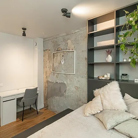 Cozy Flat In Old Town דירה *
